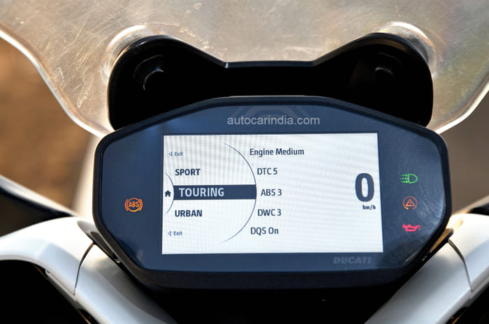 Ducati SuperSport 950 S review: Easy exotica